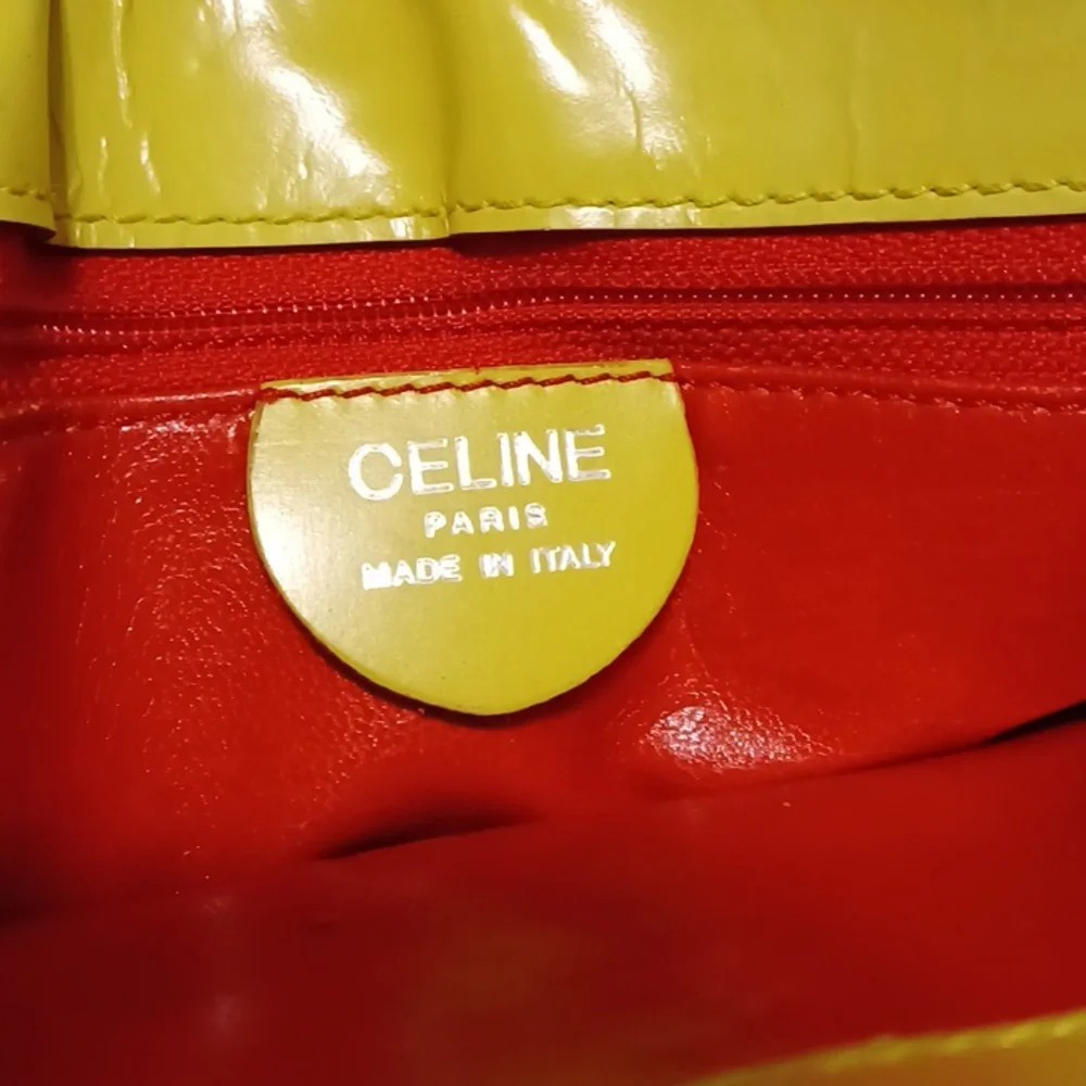 🍐CELINE PATENT LEATHER SHOULDER BAG - Picture 7 of 10